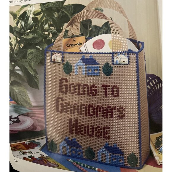 Plastic Canvas Crafts Magazine April 1996, 16 projects St. Patrick's Day Easter - Picture 4 of 8